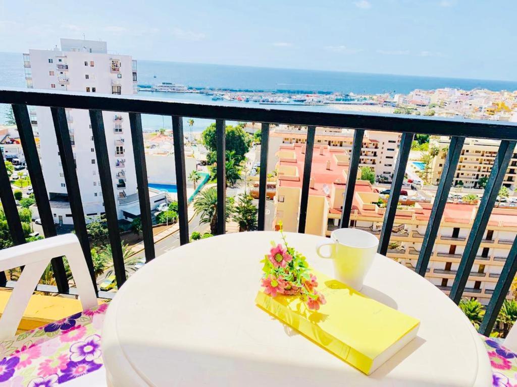 Amazing Views To Los Cristianos Bay In Achacay Арона Екстериор снимка